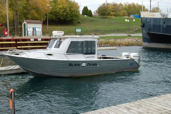 2010 24' Henley Aluminum Cabin Boat with Cuddy - Boats.com