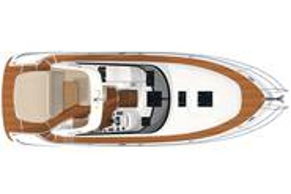Bavaria Sport 35 Upper Deck Layout Plan
