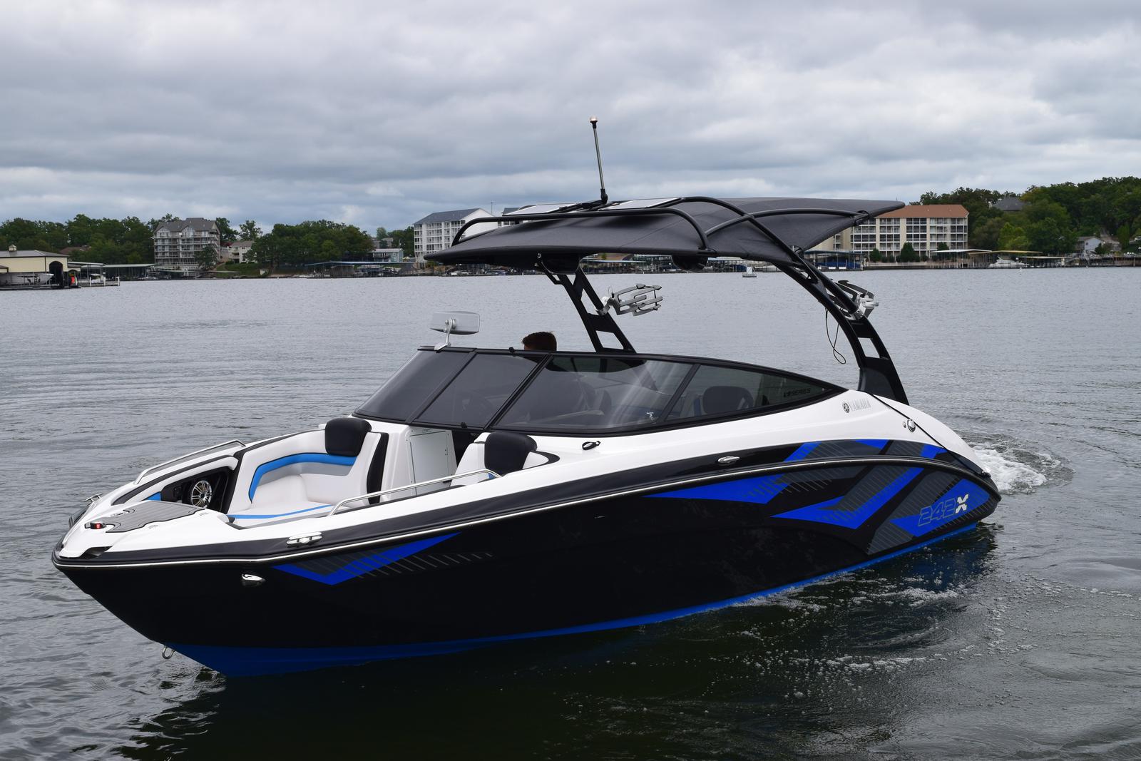 Yamaha 242x E Series boats for sale - boats.com