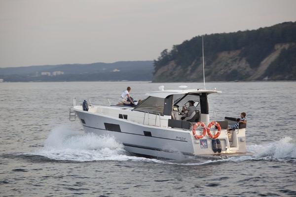Delphia Escape 1080 Soley Stern