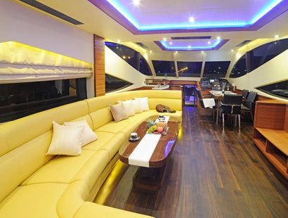 Dyna Craft 61 Saloon
