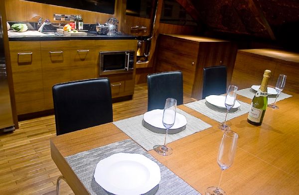 Dyna Craft 65 Interior