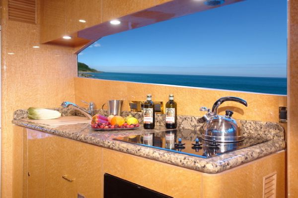 Dyna Craft 65 Galley
