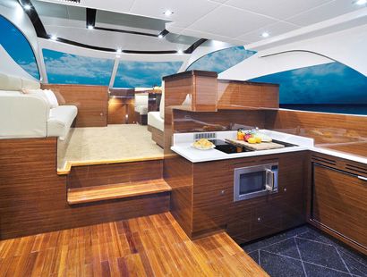 Dyna Craft 52 Saloon