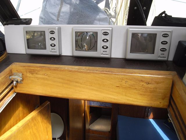 Beneteau Evasion 32 with BJ Marine
