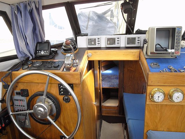 Beneteau Evasion 32 with BJ Marine