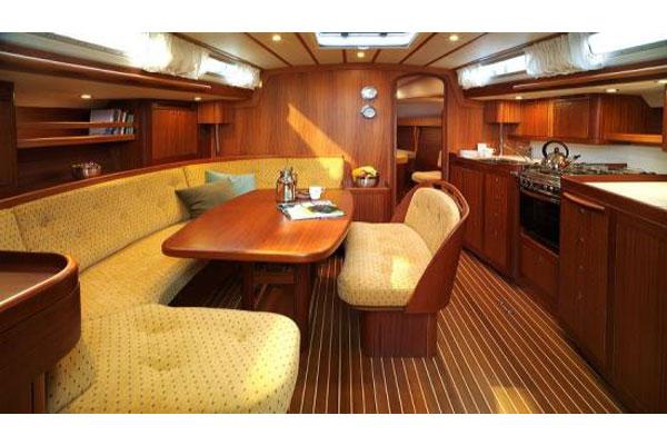Arcona 460 Saloon