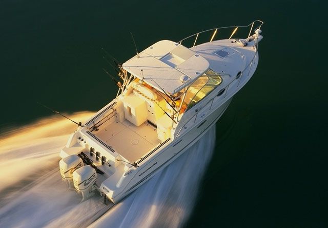 Offshore fast fishing boat