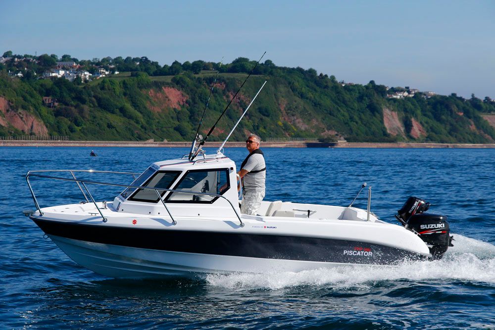 Piscator 580: bargain powerboats