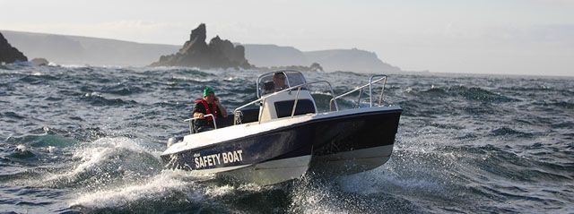 Centre console: Powercat 525