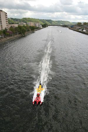 Rouen 24-hour powerboat race