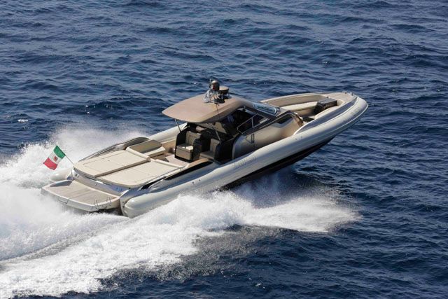 SACS Strider 18 : boats to impress