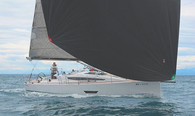Light wind performance: Offshore cruising yacht