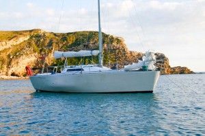 Small cruising boat