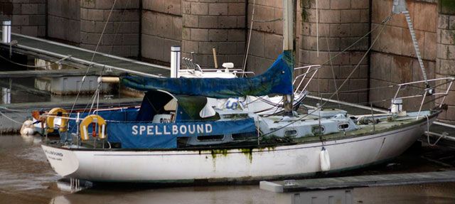 Yacht in poor condition