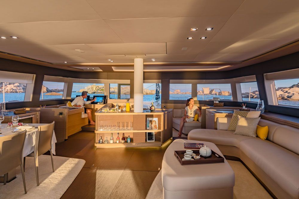 Lagoon SEVENTY 7 below decks
