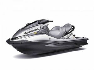 Its silver color and a new, supportive touring seat are the only features that set the new Ultra 260LX apart from the Ultra 260X.
