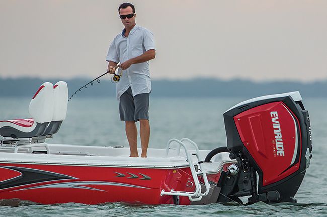 Evinrude E-TEC G2 in action