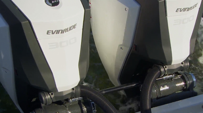 Evinrude E-TEC G2 300 HP Outboard: On-Water Test Run