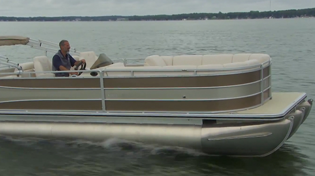 Cypress Cay Seabreeze 250: Video Pontoon Boat Review