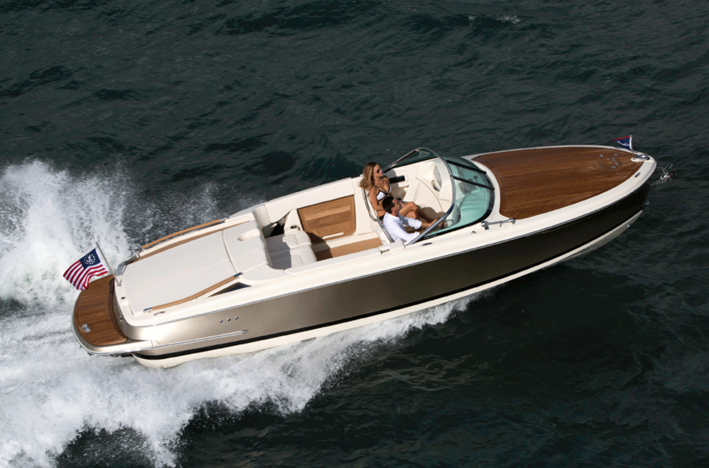 Chris-Craft Capri 25: Full of Surprises