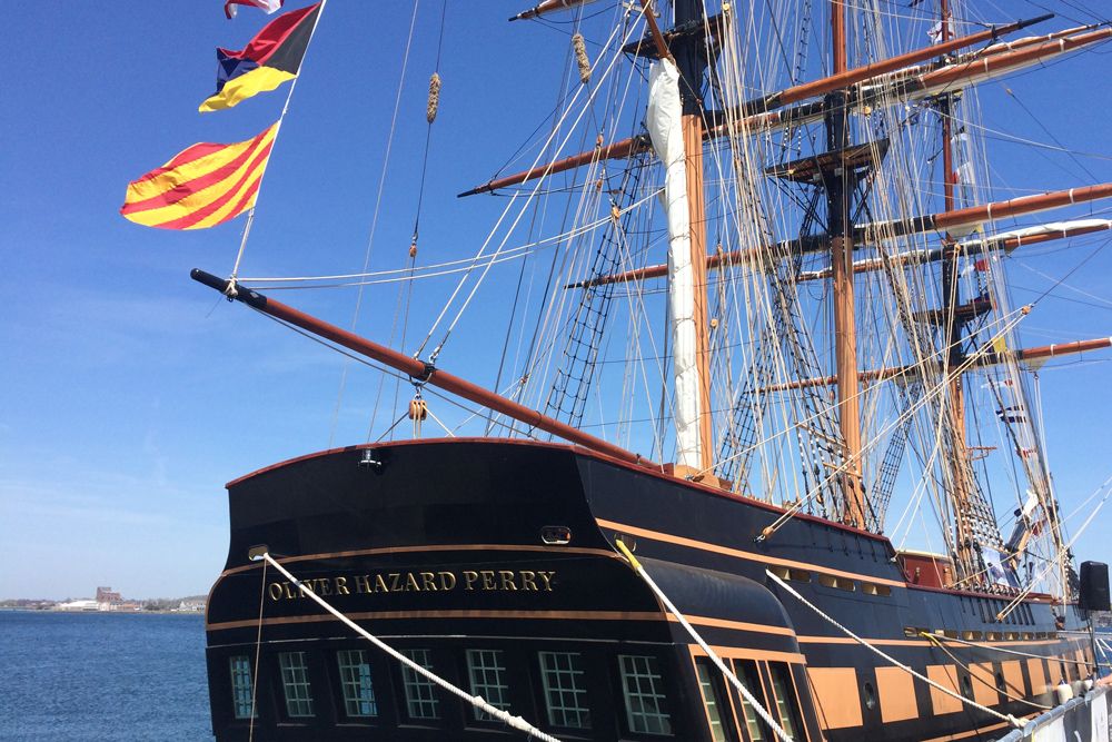 Flags on the Oliver Hazard Perry
