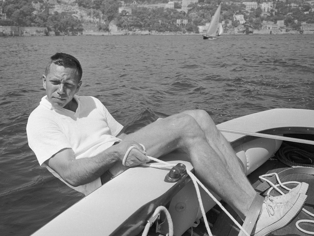 Paul Elvstrøm at the 1960 Olympics, demonstrating an impressive ability to use his body weight to keep the boat upright.