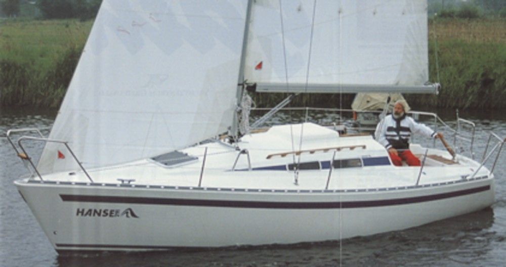 Back to the beginnings in 1993 when the Hanse 291 was introduced with an unbelievable price tag of 44.44 German marks (about $24,000). Photo courtesy of Hanseyachts.