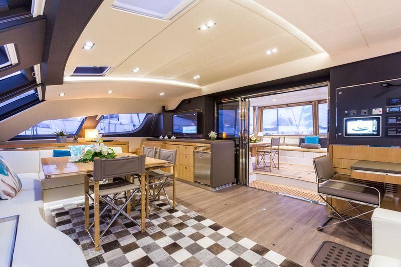 Not surprisingly, a 60-foot cat feels big inside and out and the Series 6 has over 1,600 square feet of living or deck space.