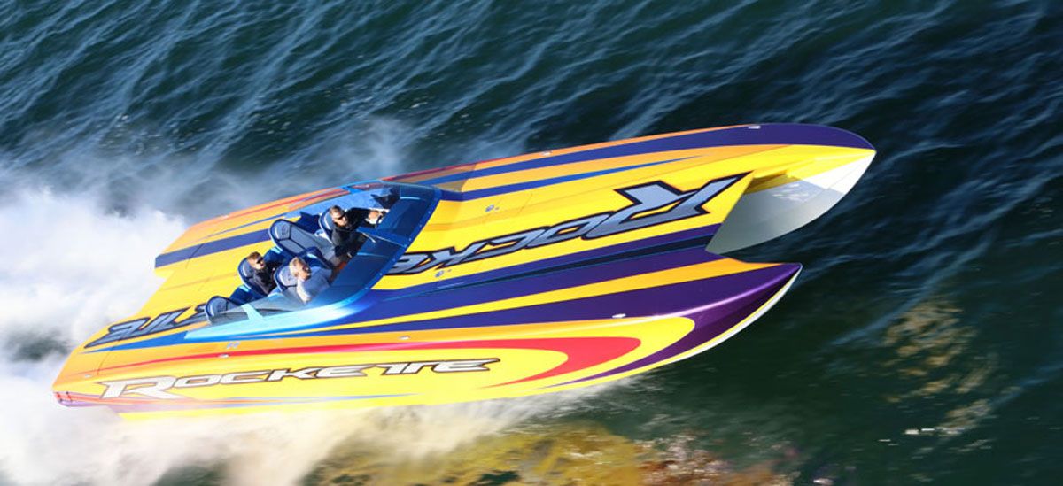 On the larger side of Skater’s catamaran, the Rockette 438 catamaran stole the show this year. Photo by Pete Boden/Shoot 2 Thrill Pix.