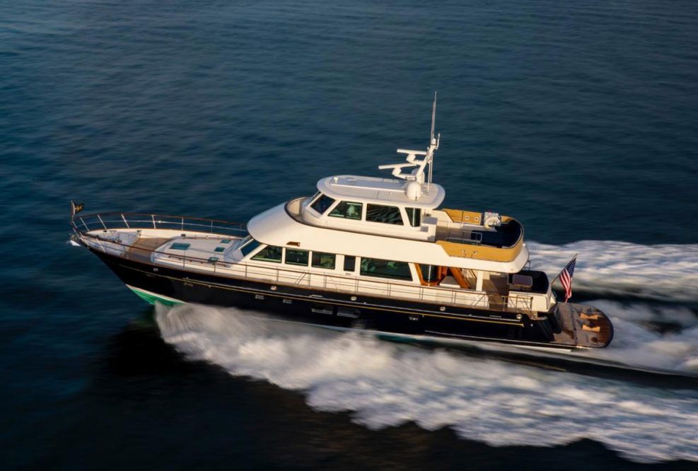 hunt yachts 76