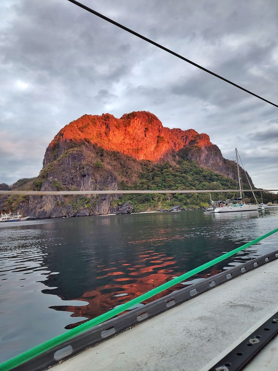 View-from-SY-Kate-ElNido-Philippines