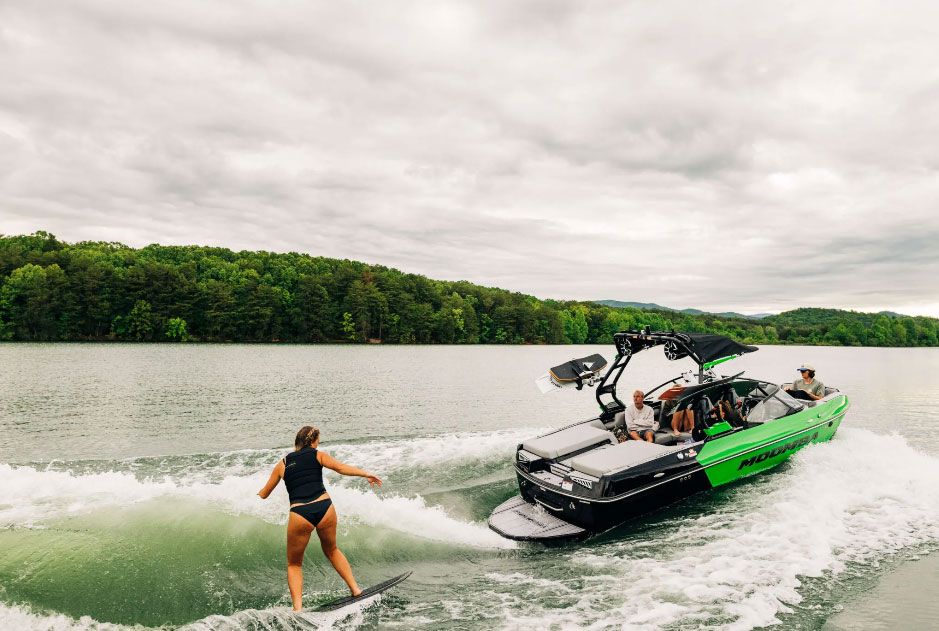 moomba mondo watersports and wake surf boat