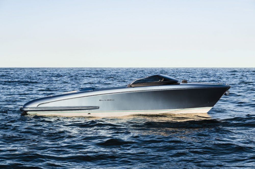 Riva Carbon Fiber Electric 27 Boat El-Iseo
