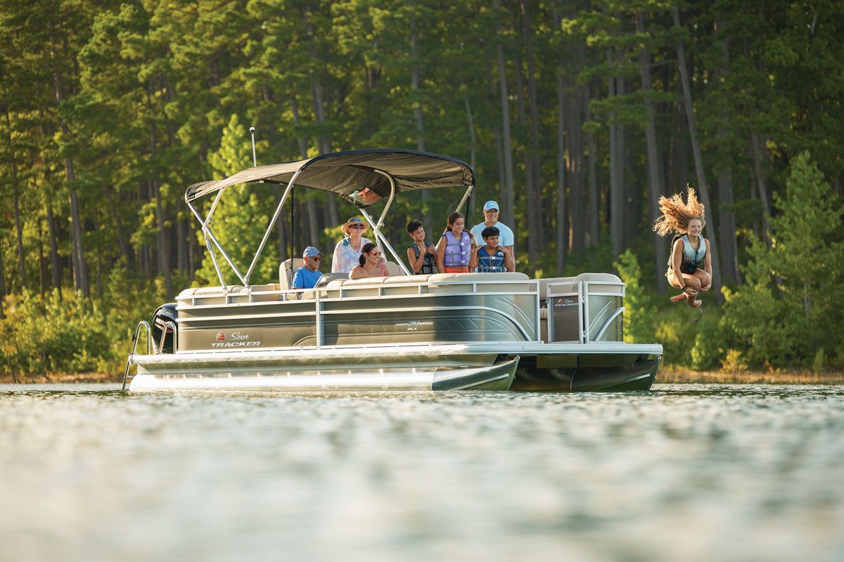 sun tracker party barge 24 dlx