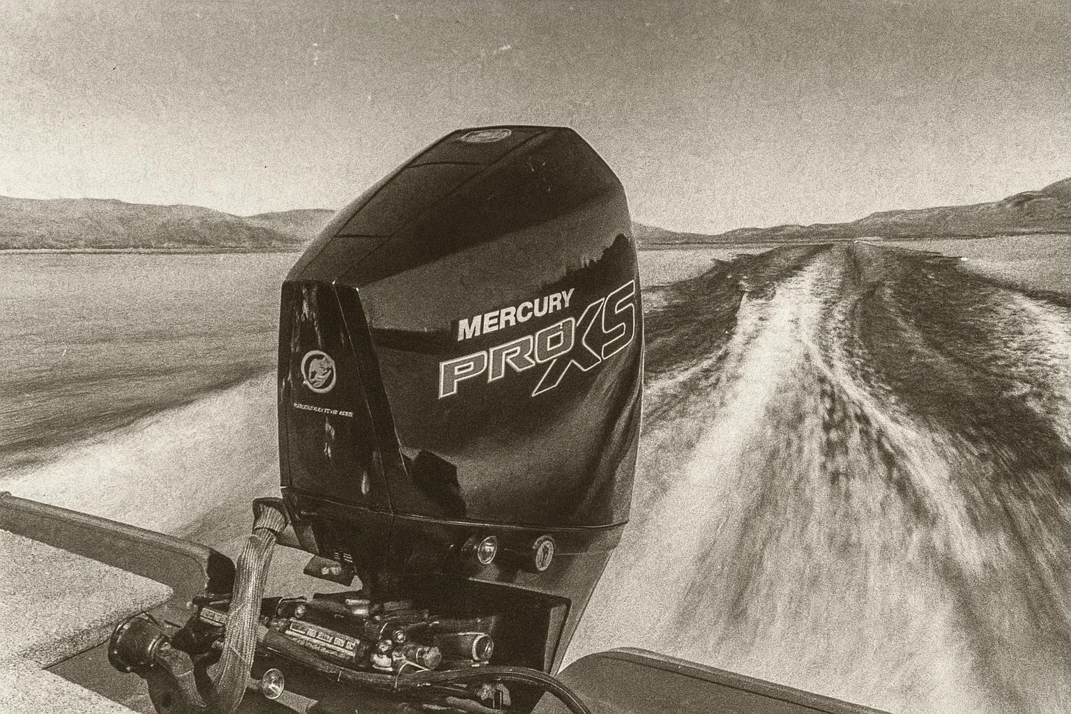 03_Why Mercury Dominates the Performance Offshore Engines Market Vehicule