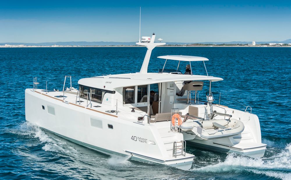 Raumwunder: Von so viel Platz wie auf der Lagoon 40 MY kann man an Bord eines 40-Fuß-Einrumpfers nur träumen. Foto: boats.com/Wanke