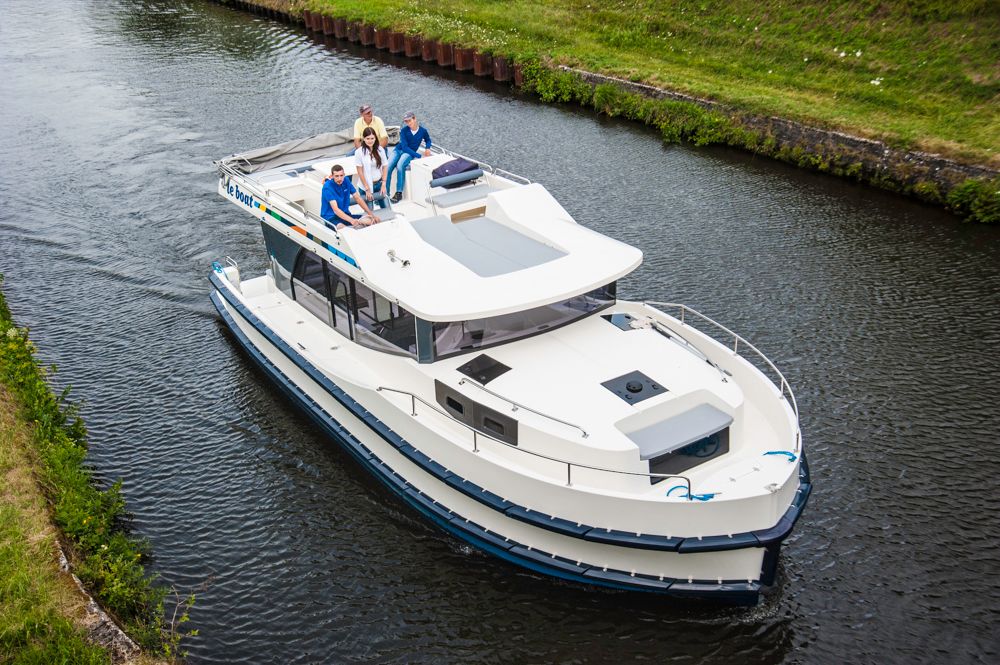 Frische Linien aber kein Stress: Die LeBoat Horizon 1150