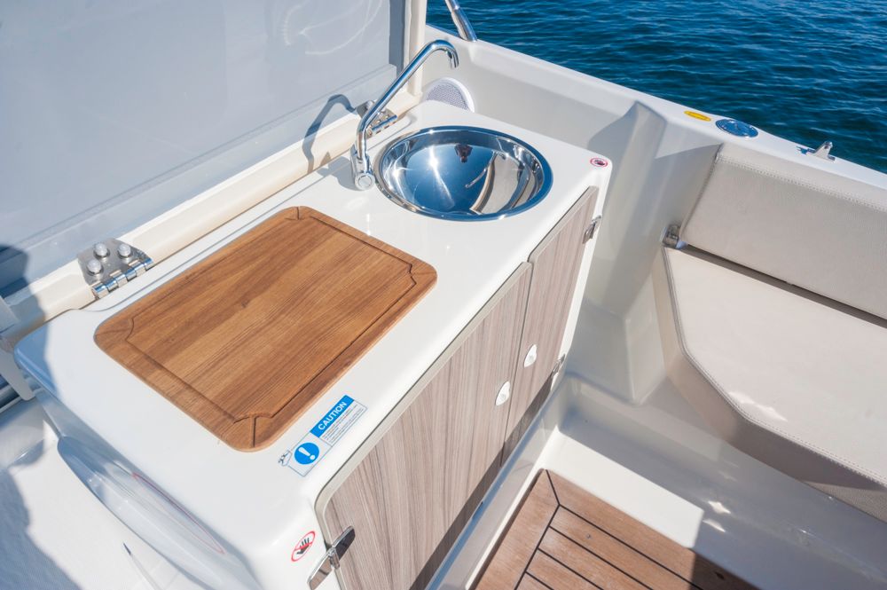 2017 Cranchi Endurance 27-2099