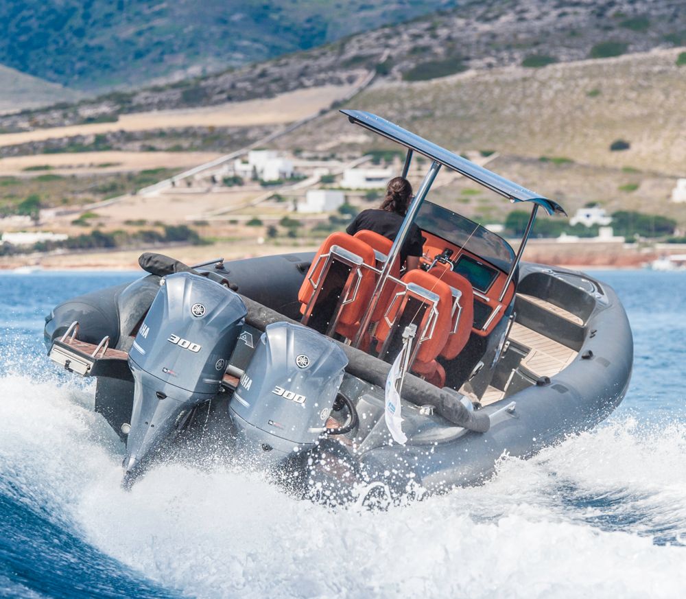 2017 Technohull SeaDNA 999 G5-9027
