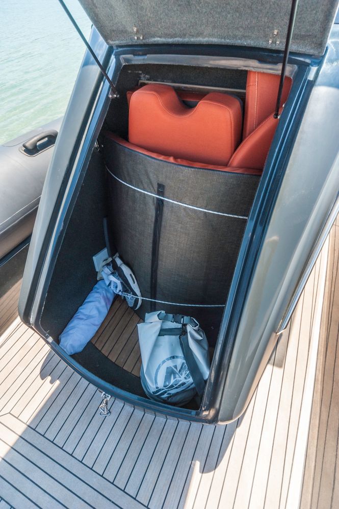 2017 Technohull SeaDNA 999 G5-9253