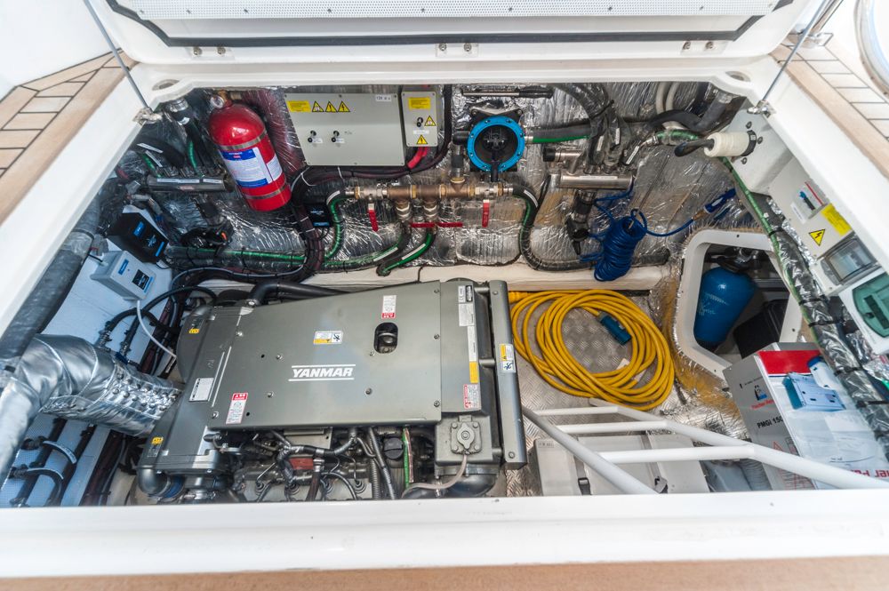 Eines der beiden Yanmar-Dieselaggregate. Foto: boats.com/Dieter Wanke
