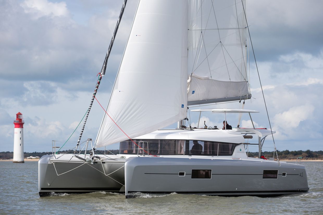 Lagoon 42