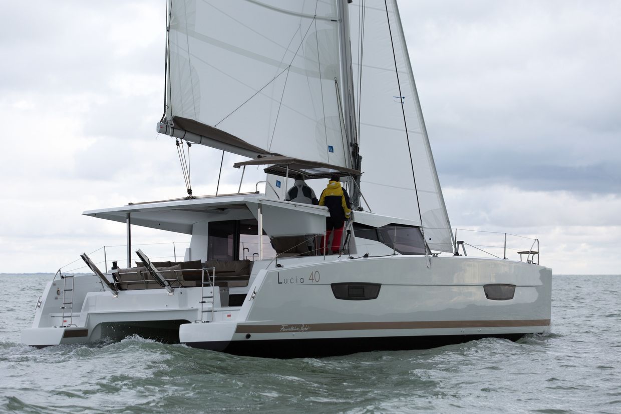 Lucia 40