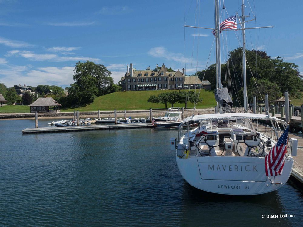Schöner Abschluss: Am Steiger vor dem berühmten New York Yacht Club. Foto: Dieter Loibner