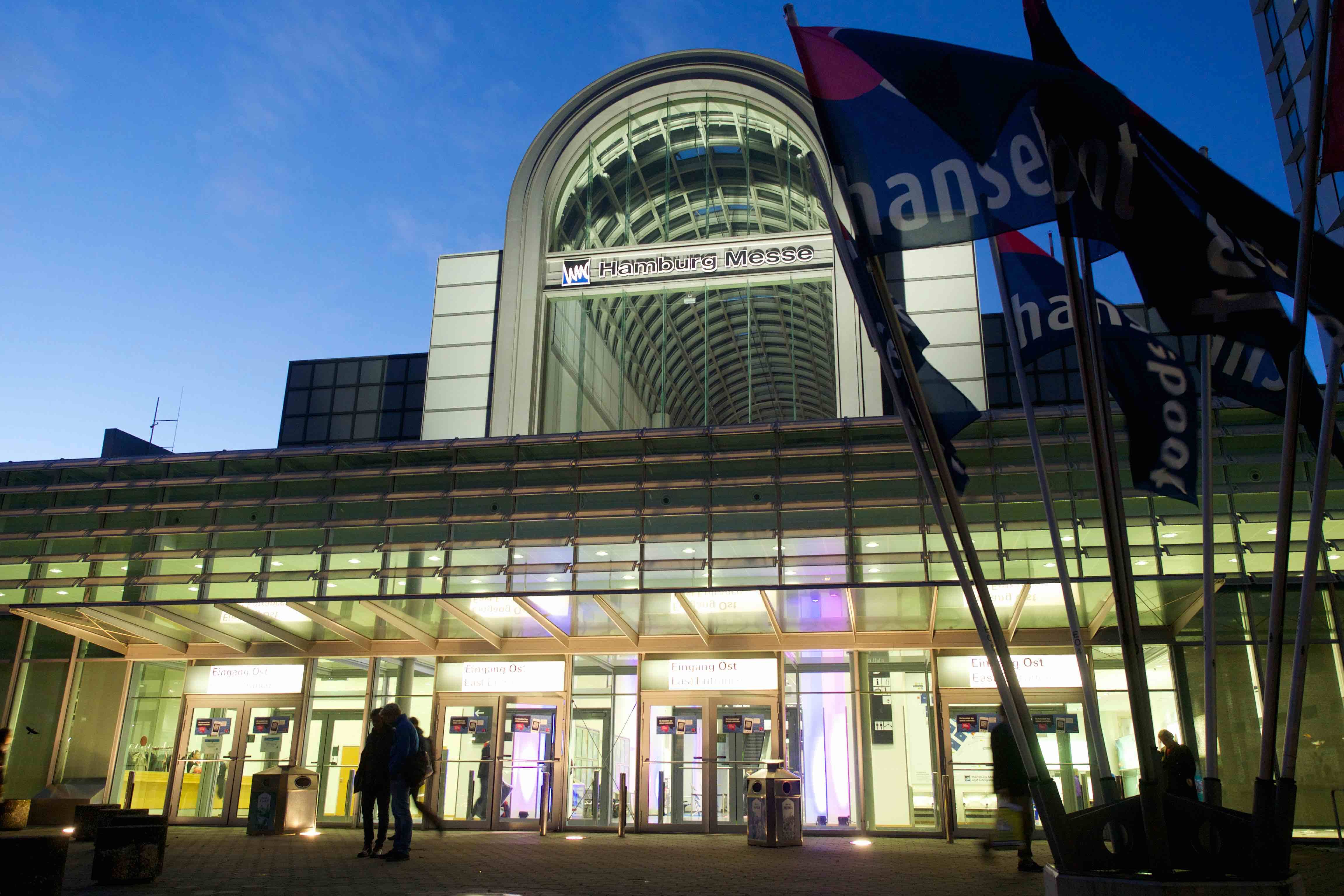 Hanseboot in den Messehallen