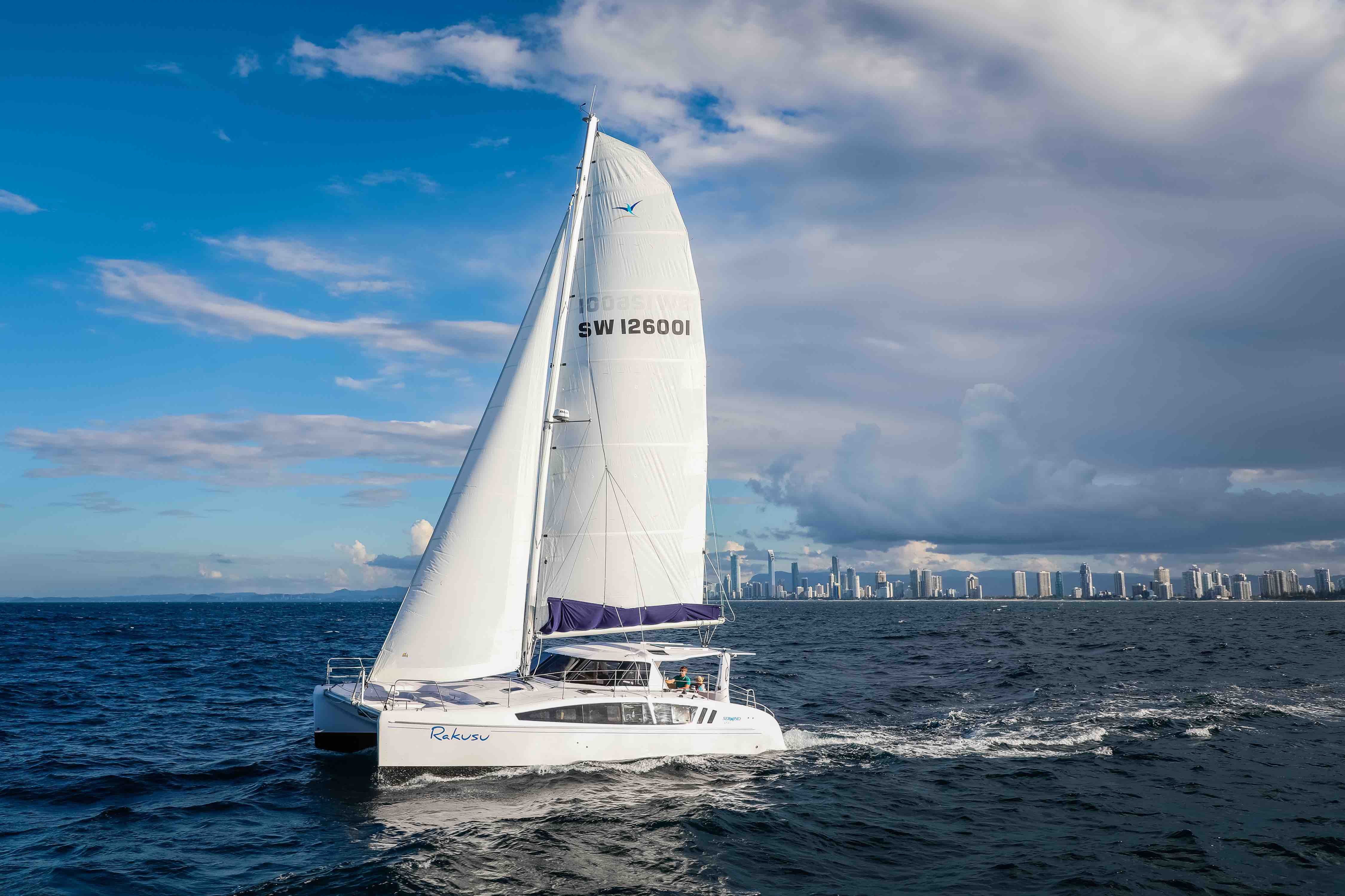 Zwischen 1190 und 1600: Die neue Seawind 1260 reiht sich nahtlos in die Optik der existenten Modelle ein und füllt die Lücke im 13-Meter-Markt.