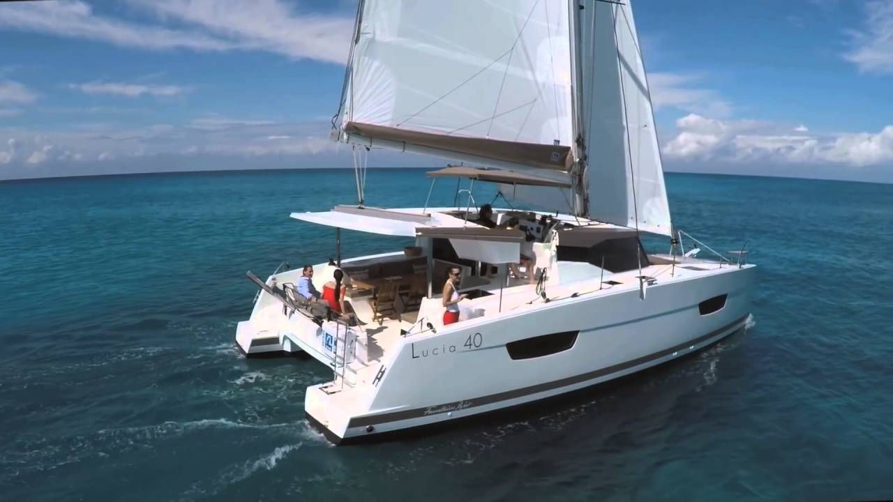 Lucia 40