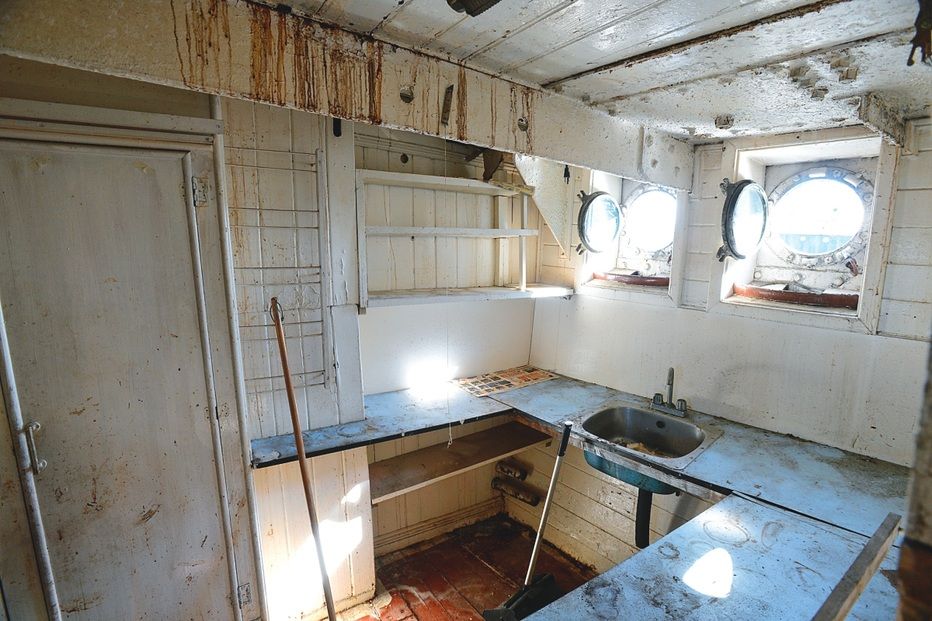 Unter Deck wird der Sanierungsbedarf deutlich. Foto: YACHT/T. Everke