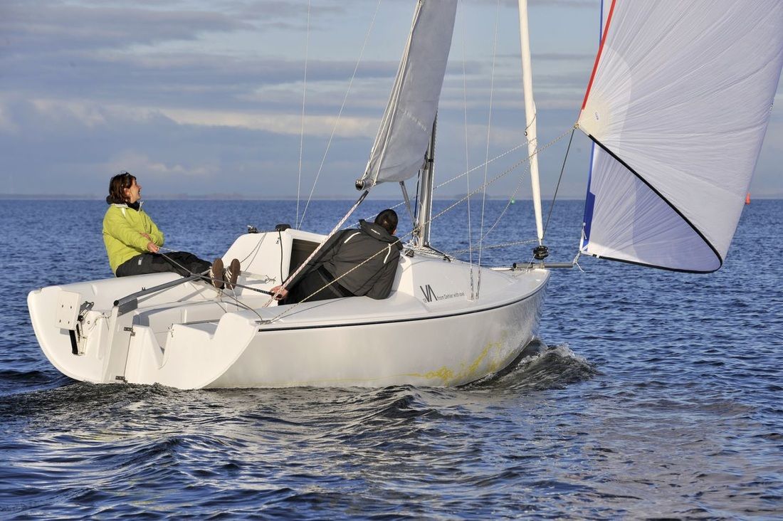 Kleines Revival: Von der aktualisierten Dehler 18 wurden 299 Boote gebaut, bevor Hanse die Produktion einstellte. Das Boot wird derzeit noch von einem Drittanbieter erzeugt.